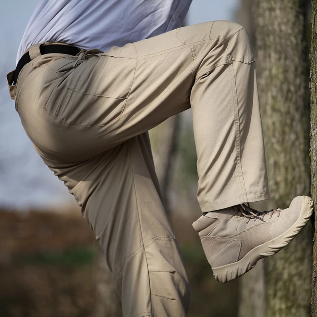 Tactische Outdoor Cargo Broek – Duurzaam, Weerbestendig en Met Meerdere Zakjes